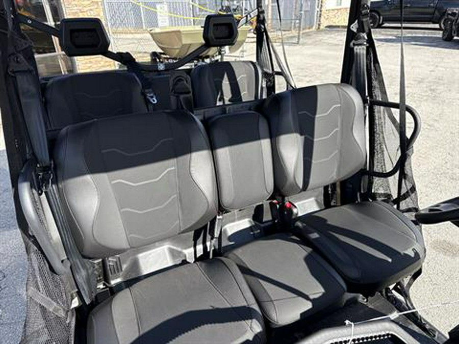 2025 Can-Am Defender MAX XT HD9