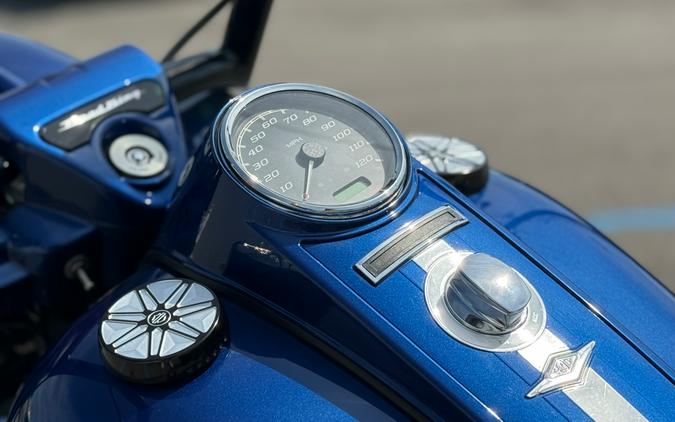 2015 Harley-Davidson Road King®