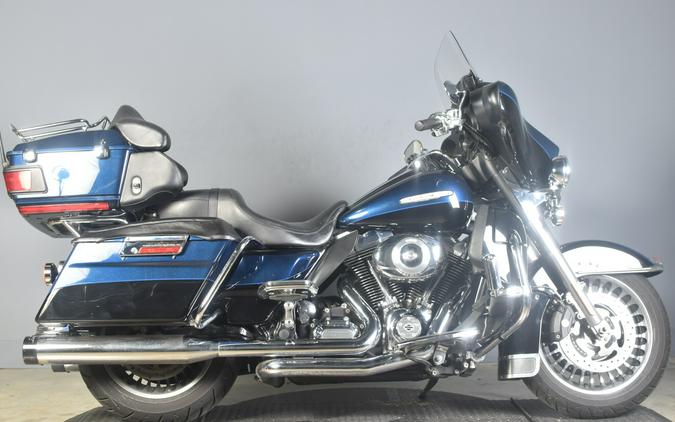 2012 Harley-Davidson Electra Glide Ultra Limited Big Blue Pearl/Vivid Black