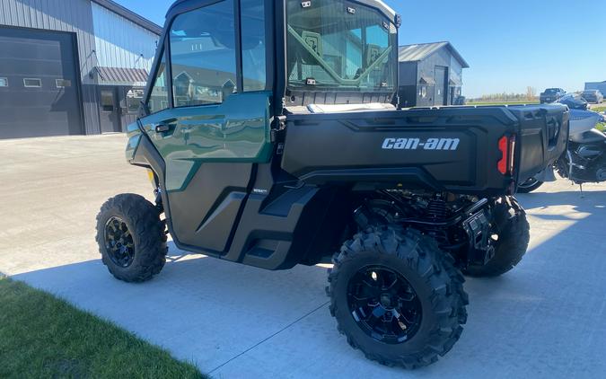 2026 Can-Am Defender DPS CAB HD10