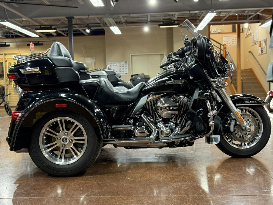 FLHTCUTG 2014 Tri Glide Ultra