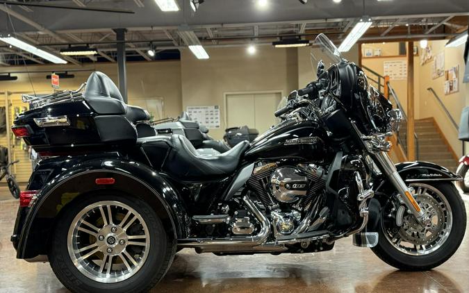 FLHTCUTG 2014 Tri Glide Ultra