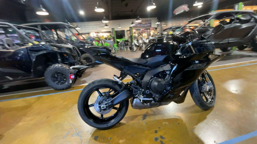 2027 Yamaha YZF-R9