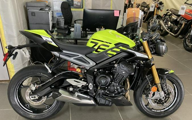 2024 Triumph Street Triple 765 Review: R and RS [16 Fast Facts]