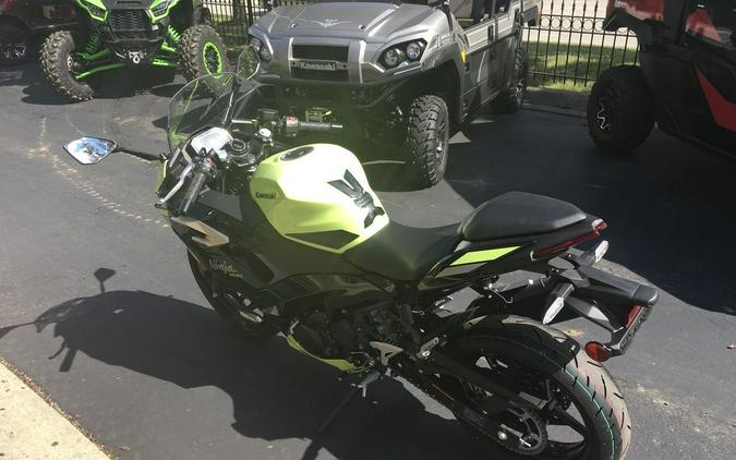 2026 Kawasaki Ninja® 500 SE ABS