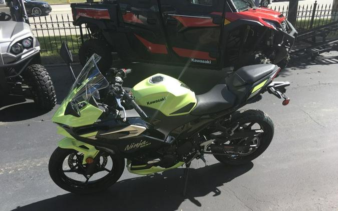 2026 Kawasaki Ninja® 500 SE ABS