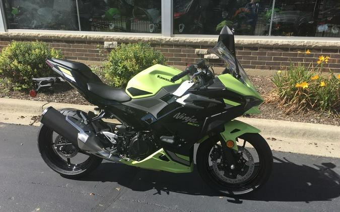2026 Kawasaki Ninja® 500 SE ABS