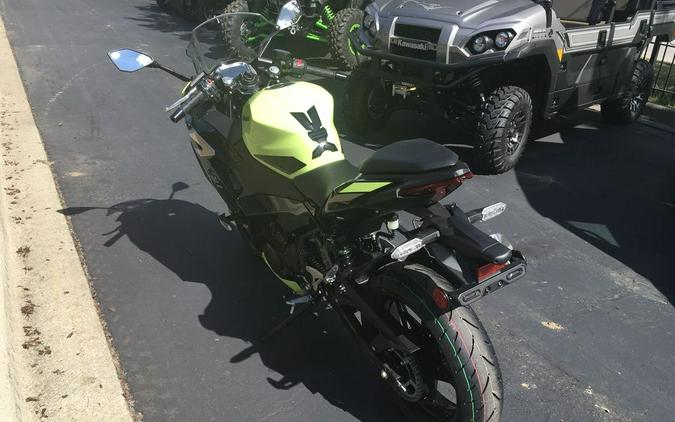 2026 Kawasaki Ninja® 500 SE ABS