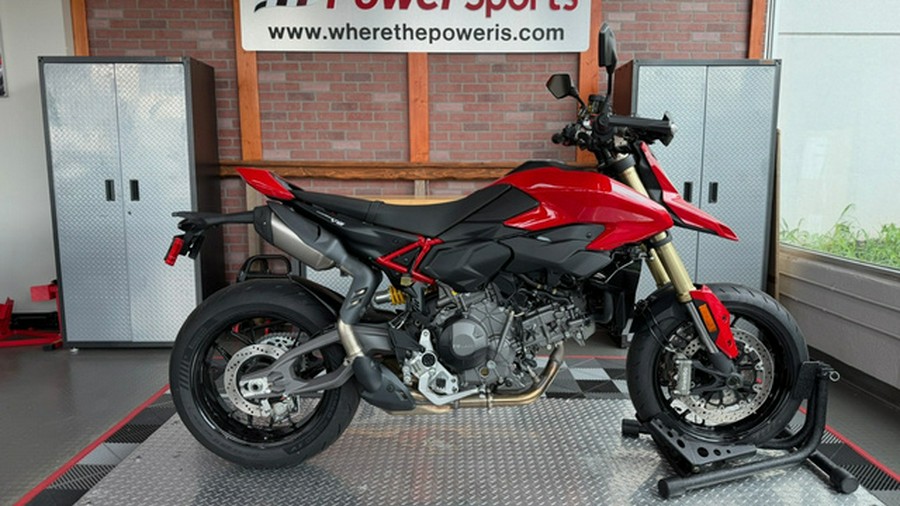 2026 Ducati Hypermotard V2