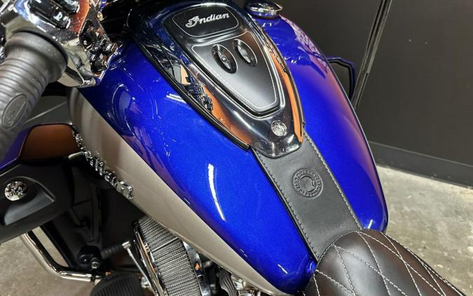 2024 Indian Roadmaster Spirit Blue Metallic/Silver Quartz Met