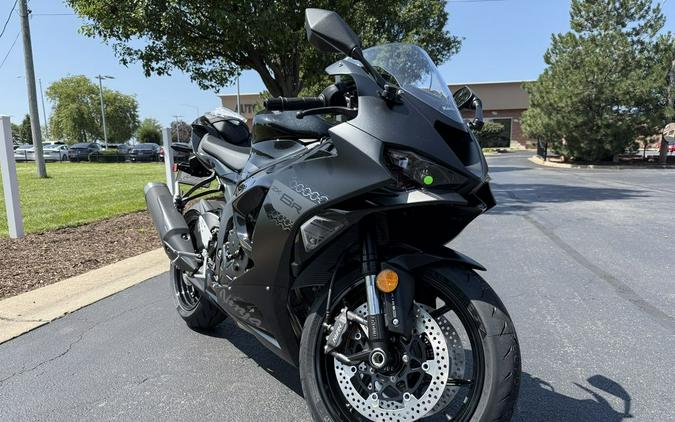2027 Kawasaki Ninja® ZX™-6R ABS