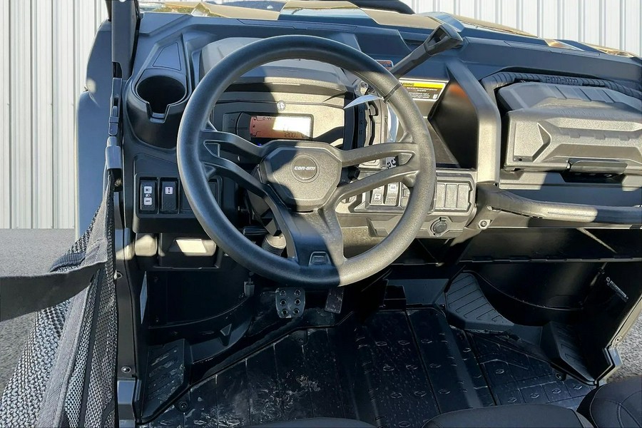 2025 Can-Am Defender XT HD9
