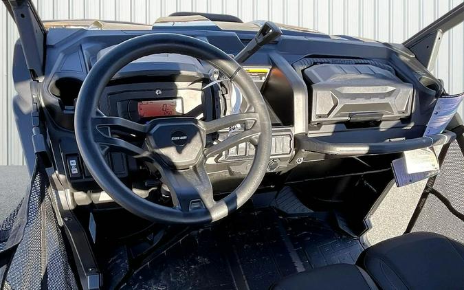 2025 Can-Am SSV DEF XT 62 HD9 BK 25 XT HD9