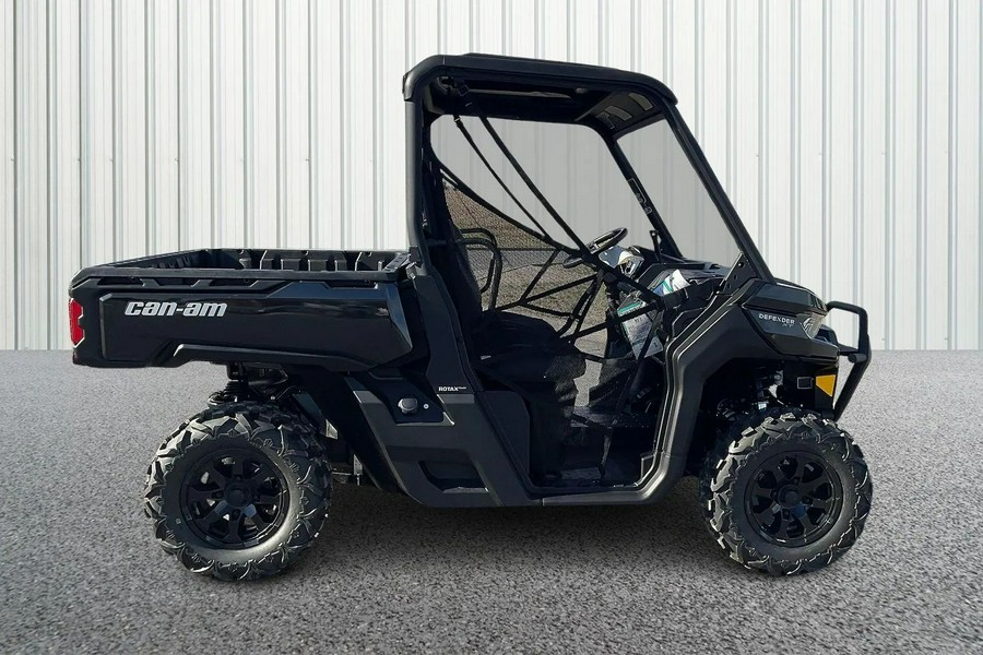 2025 Can-Am Defender XT HD9