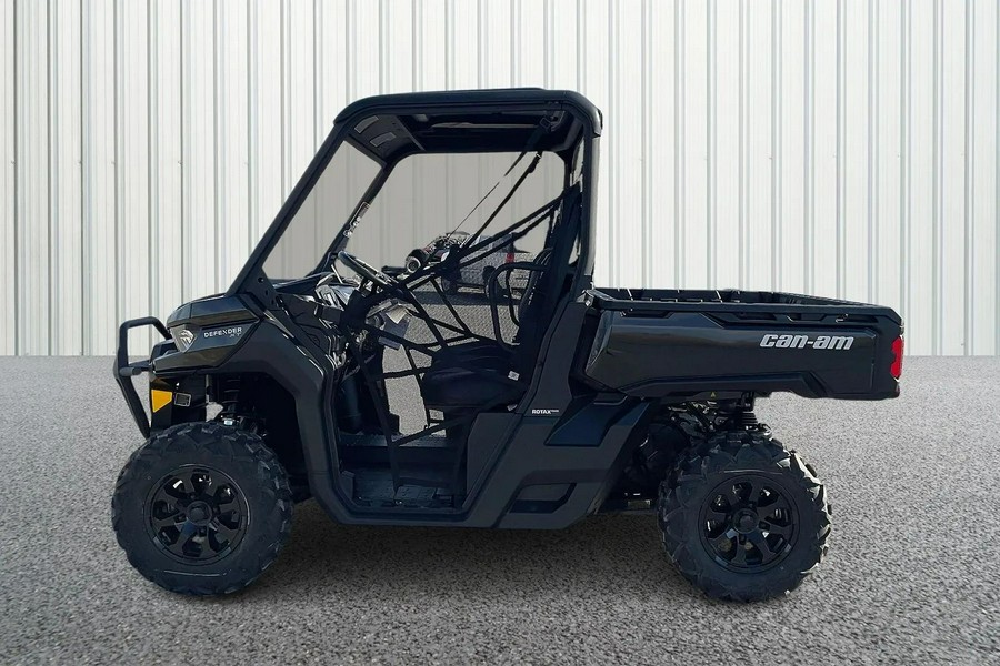 2025 Can-Am Defender XT HD9