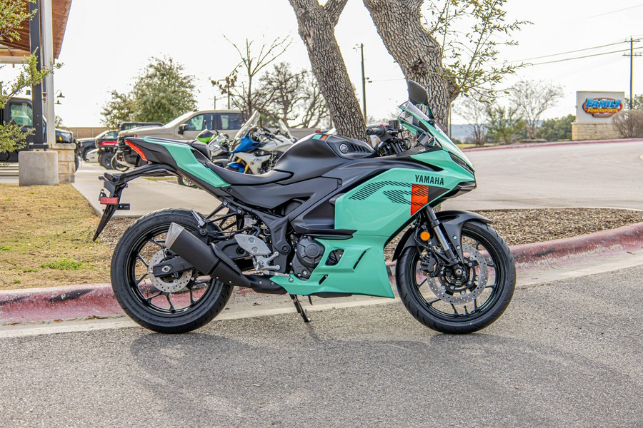 2026 YAMAHA YZF-R3 ABS