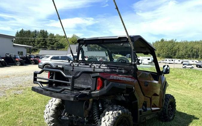 2021 Polaris® General 1000 Deluxe