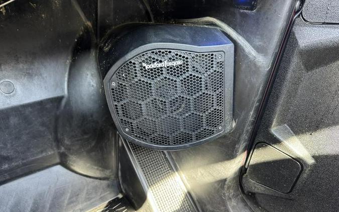 2021 Polaris® General 1000 Deluxe