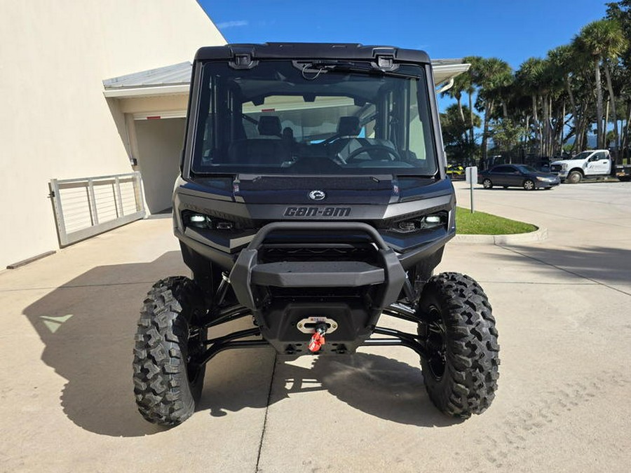 2026 Can-Am® Defender MAX XT CAB HD11