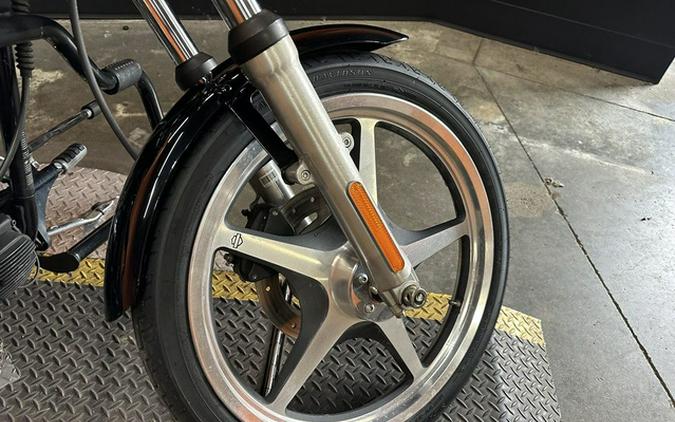 2007 Harley-Davidson Softail FXST - Standard