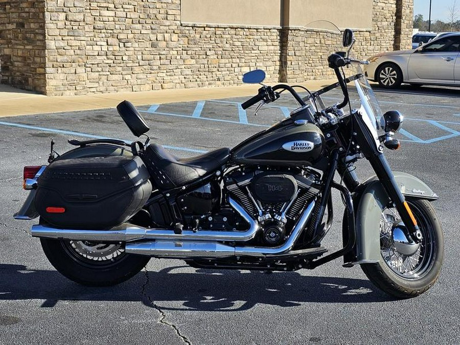 2021 Harley-Davidson® Softail Heritage Classic 114