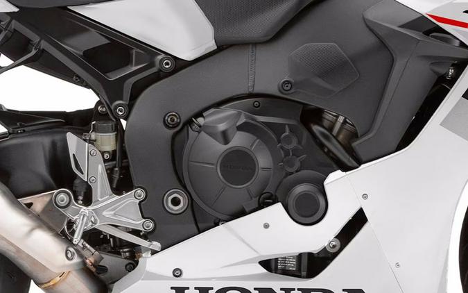 2026 Honda CBR1000RR Pearl White - 26H015