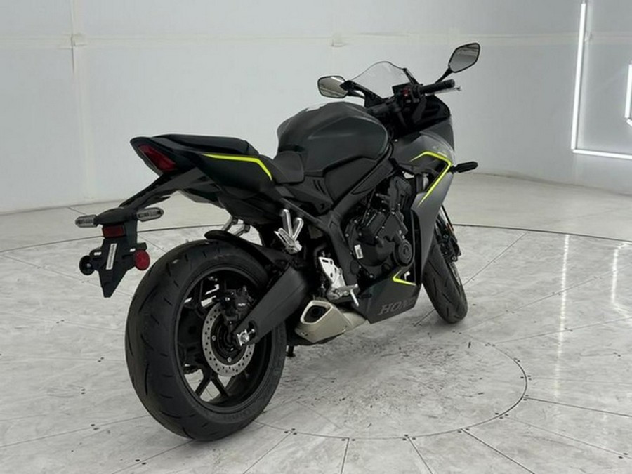 2026 Honda CBR650R E-Clutch
