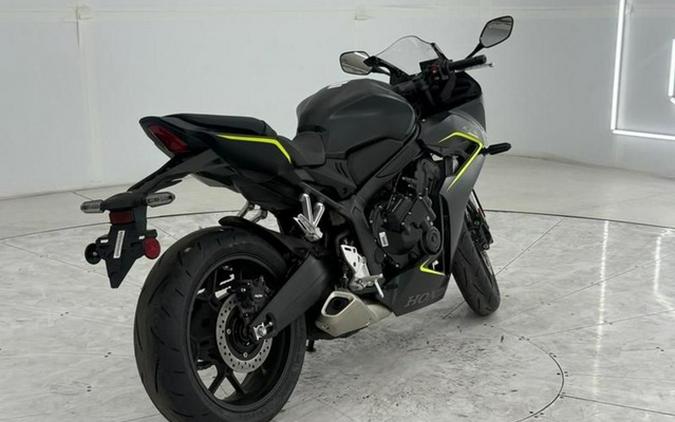 2026 Honda CBR650R E-Clutch