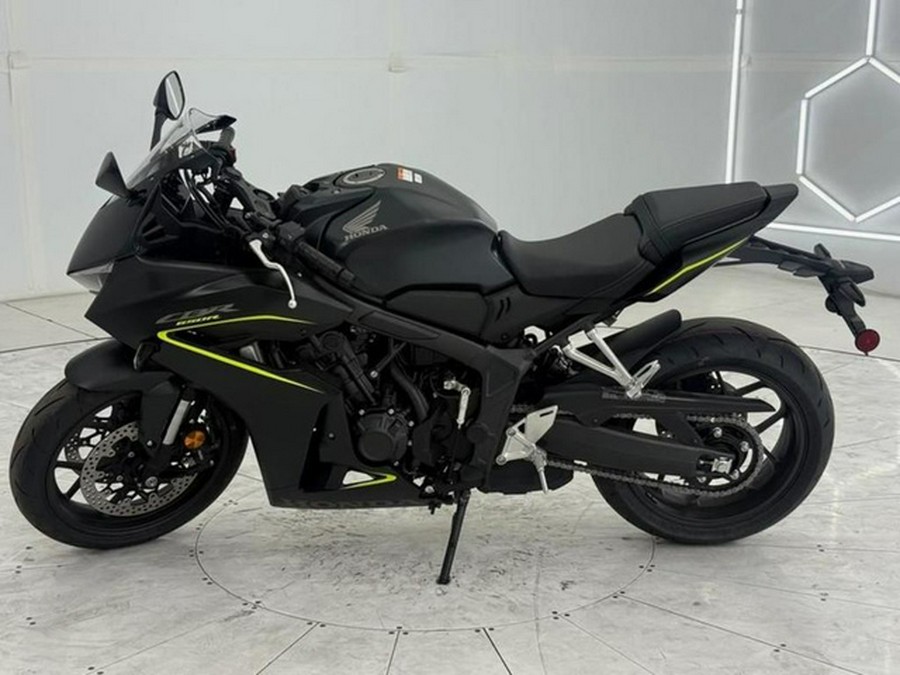 2026 Honda CBR650R E-Clutch