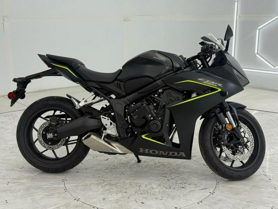 2026 Honda CBR650R E-Clutch