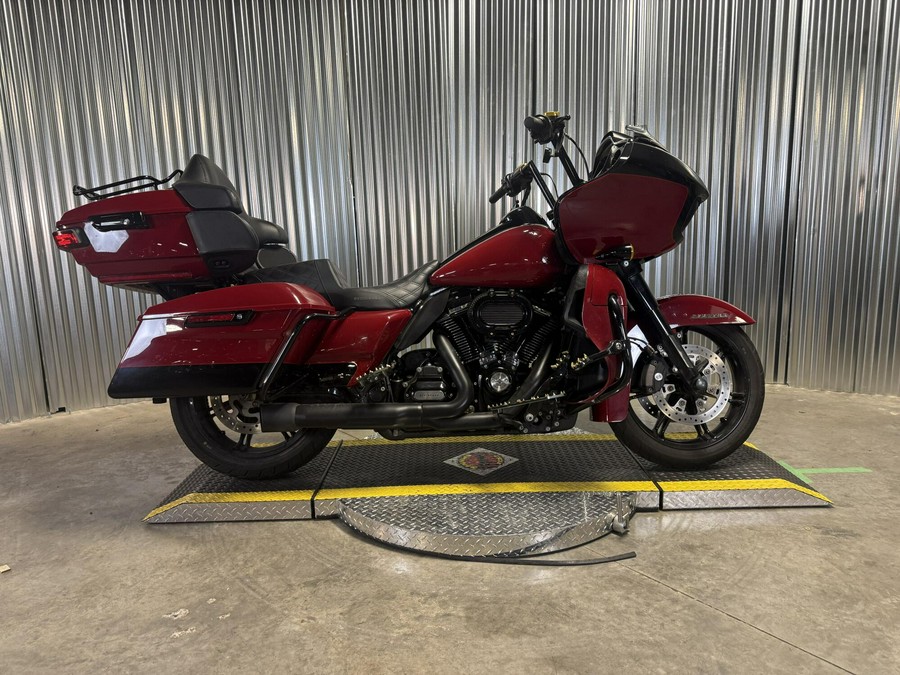 2020 Harley-Davidson Road Glide Limited Stiletto Red