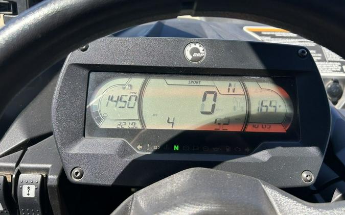 2024 Can-Am® Commander MAX XT-P