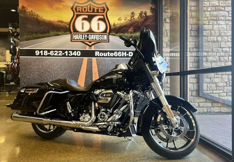 2023 Harley-Davidson Street Glide Black