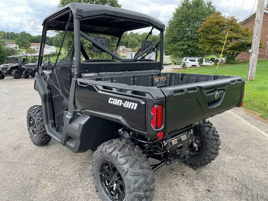 2024 Can-Am Defender XT HD10