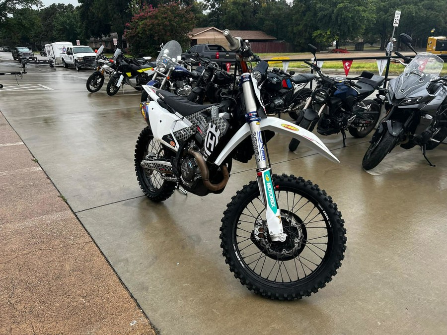 2023 Husqvarna® FC 450 Rockstar Edition