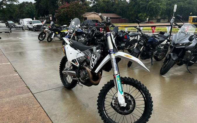 2023 Husqvarna® FC 450 Rockstar Edition