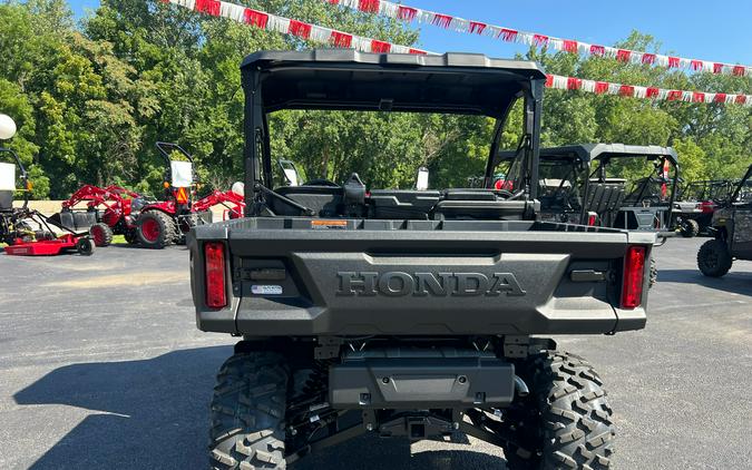 2026 Honda Pioneer 1000 Deluxe