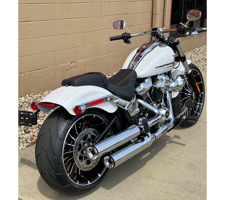 2024 Harley-Davidson Breakout 117 White Onyx Pearl