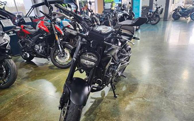 2025 Honda CB300R ABS