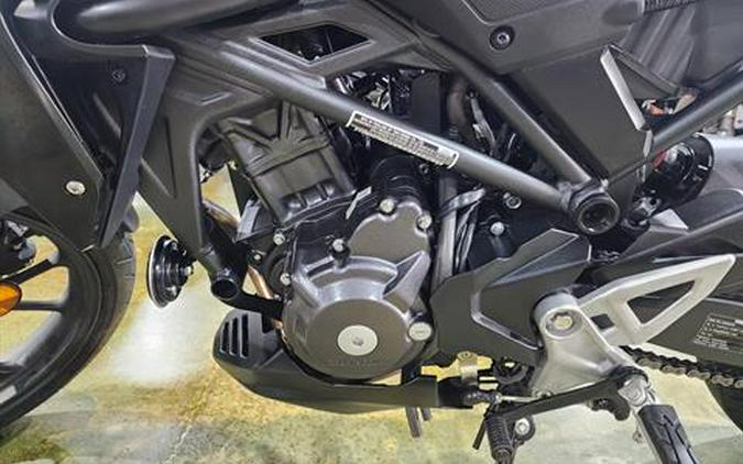 2025 Honda CB300R ABS