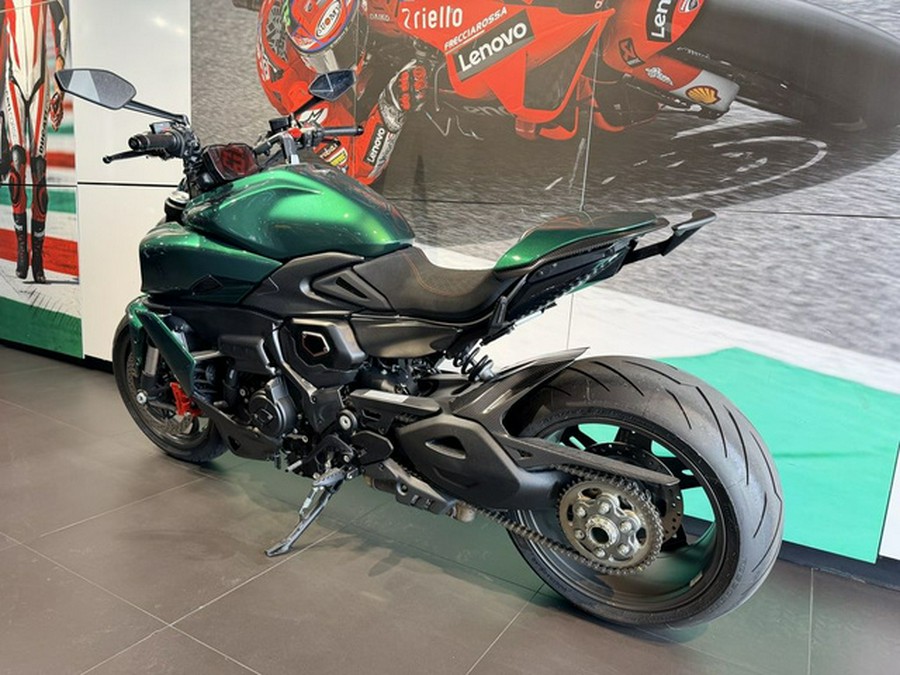 2024 Ducati Diavel For Bentley
