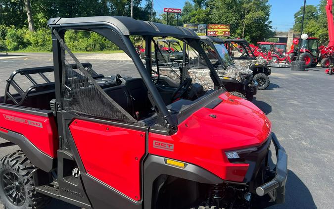 2026 Honda Pioneer 1000 Deluxe