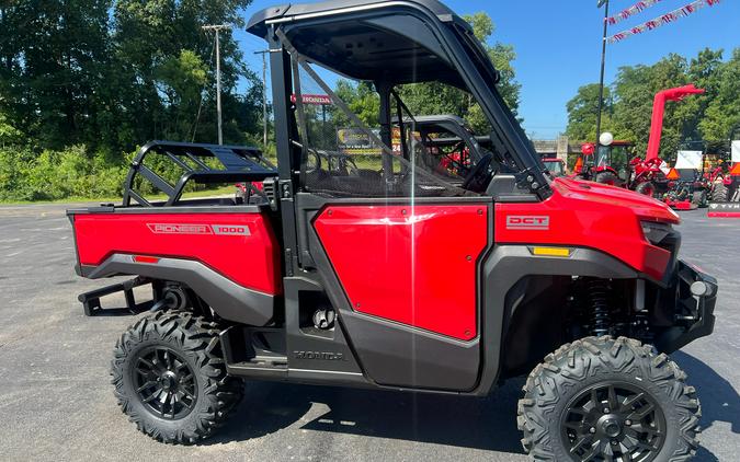 2026 Honda Pioneer 1000 Deluxe