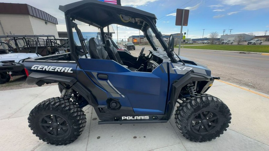 2020 Polaris® GENERAL® XP 1000 Deluxe