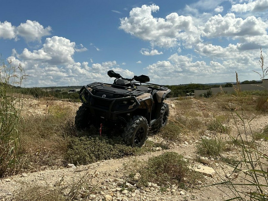 2027 Can-Am Outlander PRO XT HD7