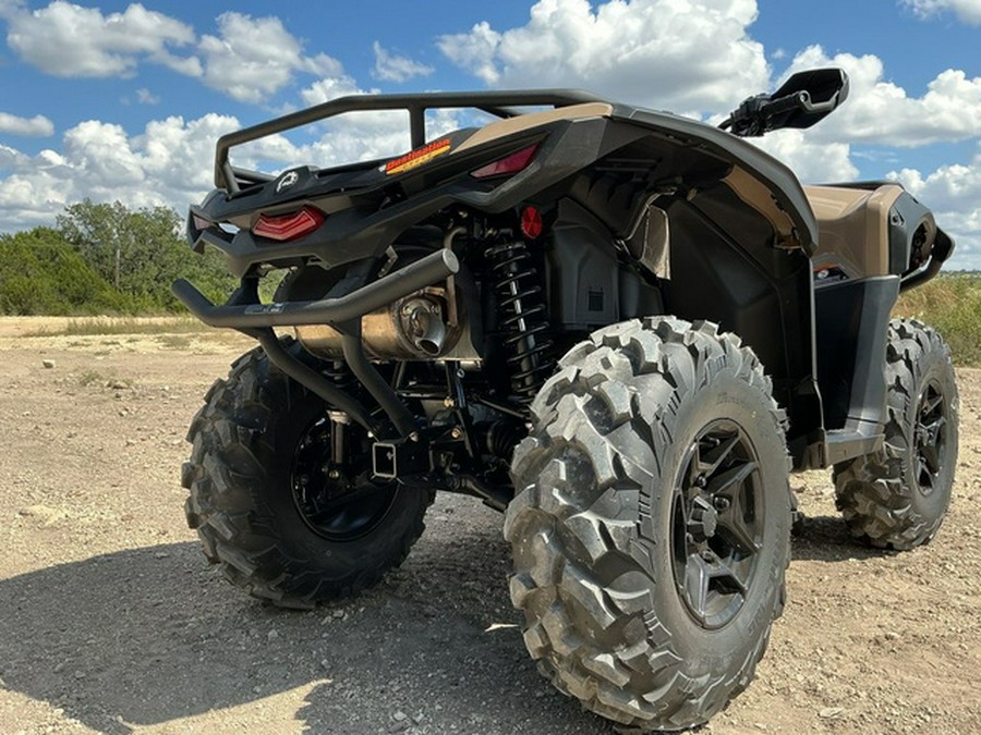 2027 Can-Am Outlander PRO XT HD7
