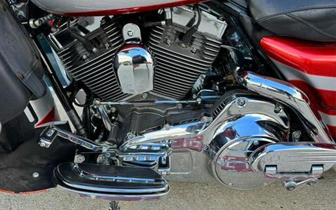 2008 Harley-Davidson CVO™ Screamin' Eagle® Ultra Classic® Electra Glide®