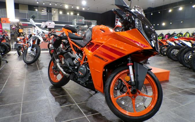 2024 KTM RC 390