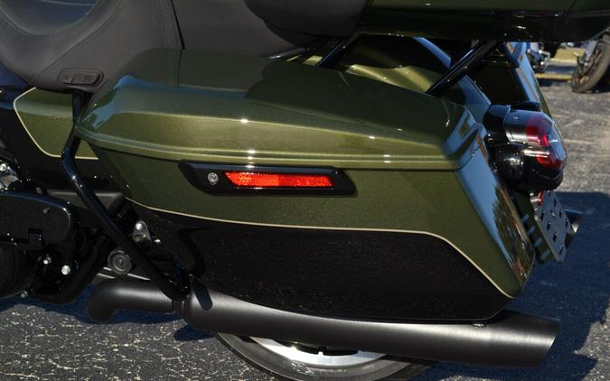 2026 Harley-Davidson® Street Glide Limited Olive Steel Metallic / Vivid Black - FLHXL