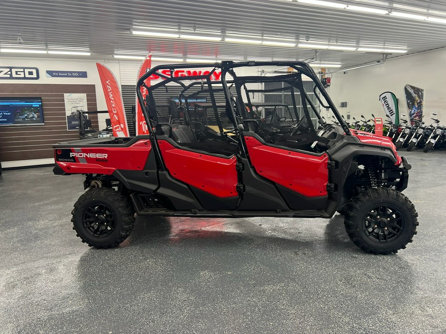 2025 Honda Pioneer 1000-6 Deluxe Crew